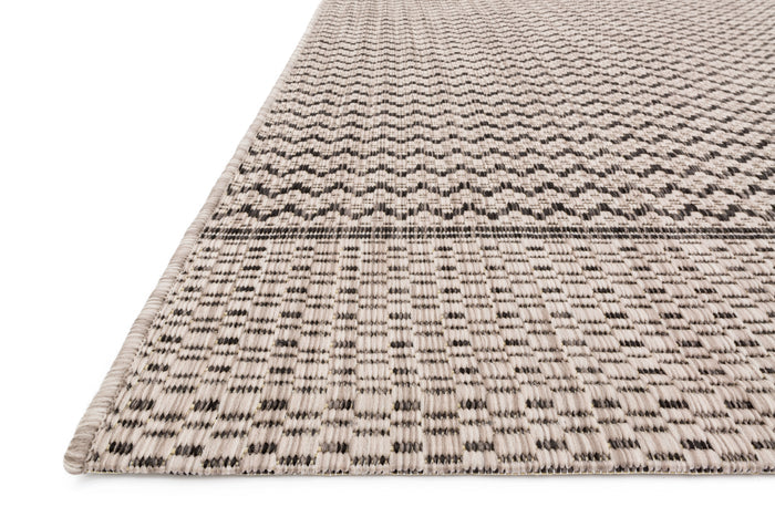 The Rug Corner Loloi Isle Grey / Black