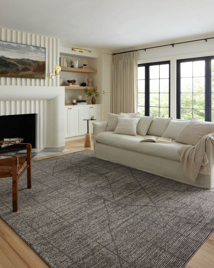 The Rug Corner Loloi II Kamala Charcoal / Ivory