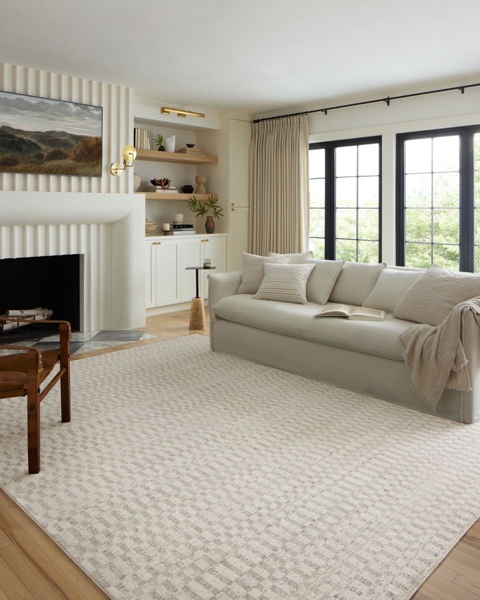 The Rug Corner Loloi II Kamala Ivory / Grey