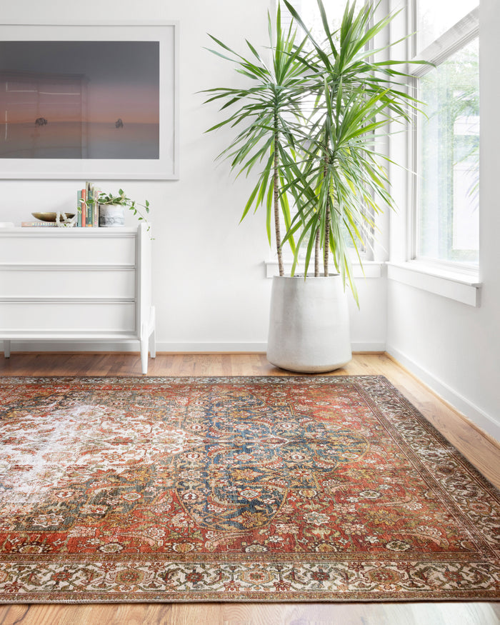 The Rug Corner Loloi II Layla Ocean / Multi