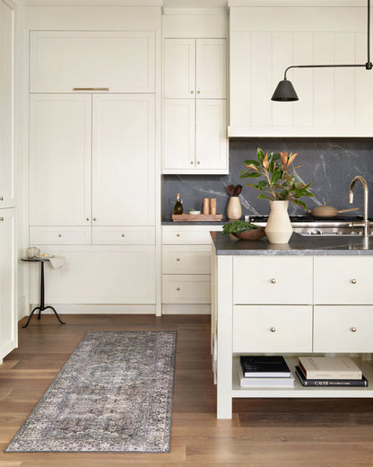 The Rug Corner Loloi II Layla Taupe / Stone