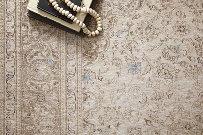 The Rug Corner Loloi II Loren Sand / Taupe