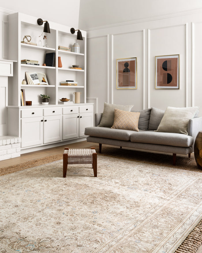 The Rug Corner Loloi II Loren Sand / Taupe