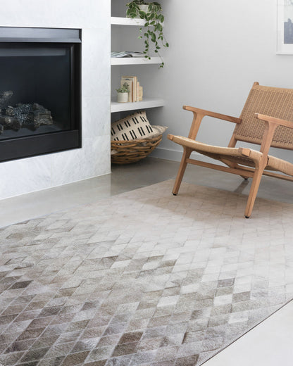 The Rug Corner Loloi II Maddox Sand / Taupe