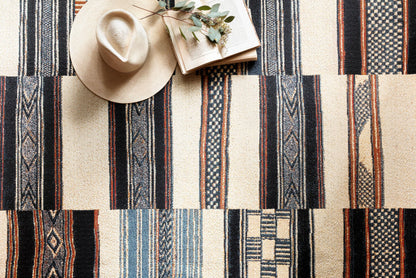 The Rug Corner Loloi Mika Ivory / Multi